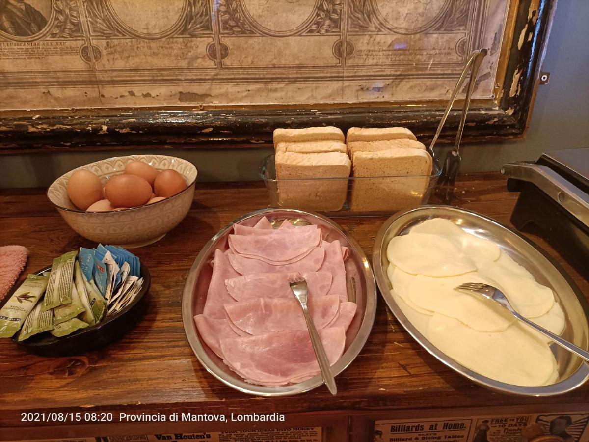 B&B "La Foresteria Del Merlin Cocai" Mantova Bagian luar foto