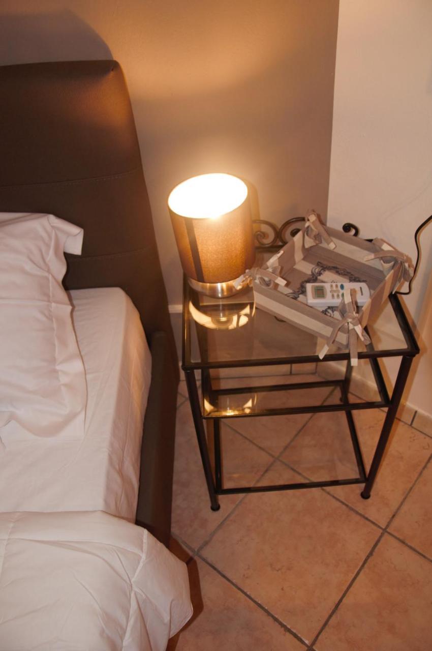 B&B "La Foresteria Del Merlin Cocai" Mantova Bagian luar foto